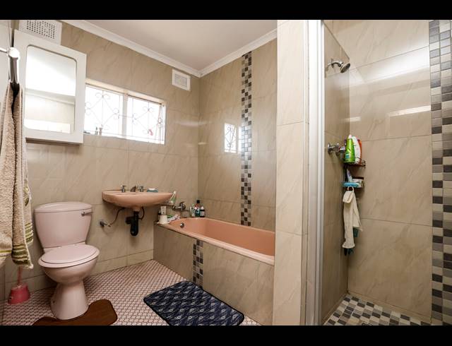 3 BEDROOM HOUSE FOR SALE IN KENVILLE